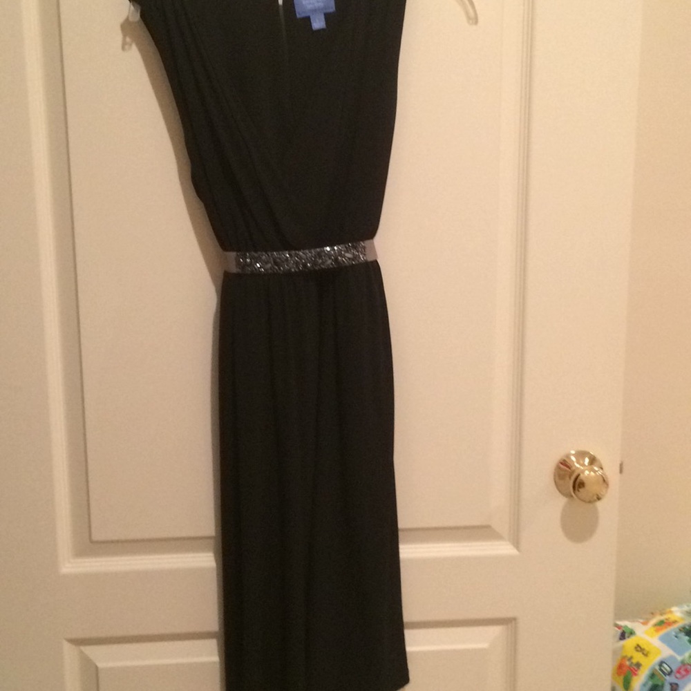 Sleeveless polyester spandex knee length dress